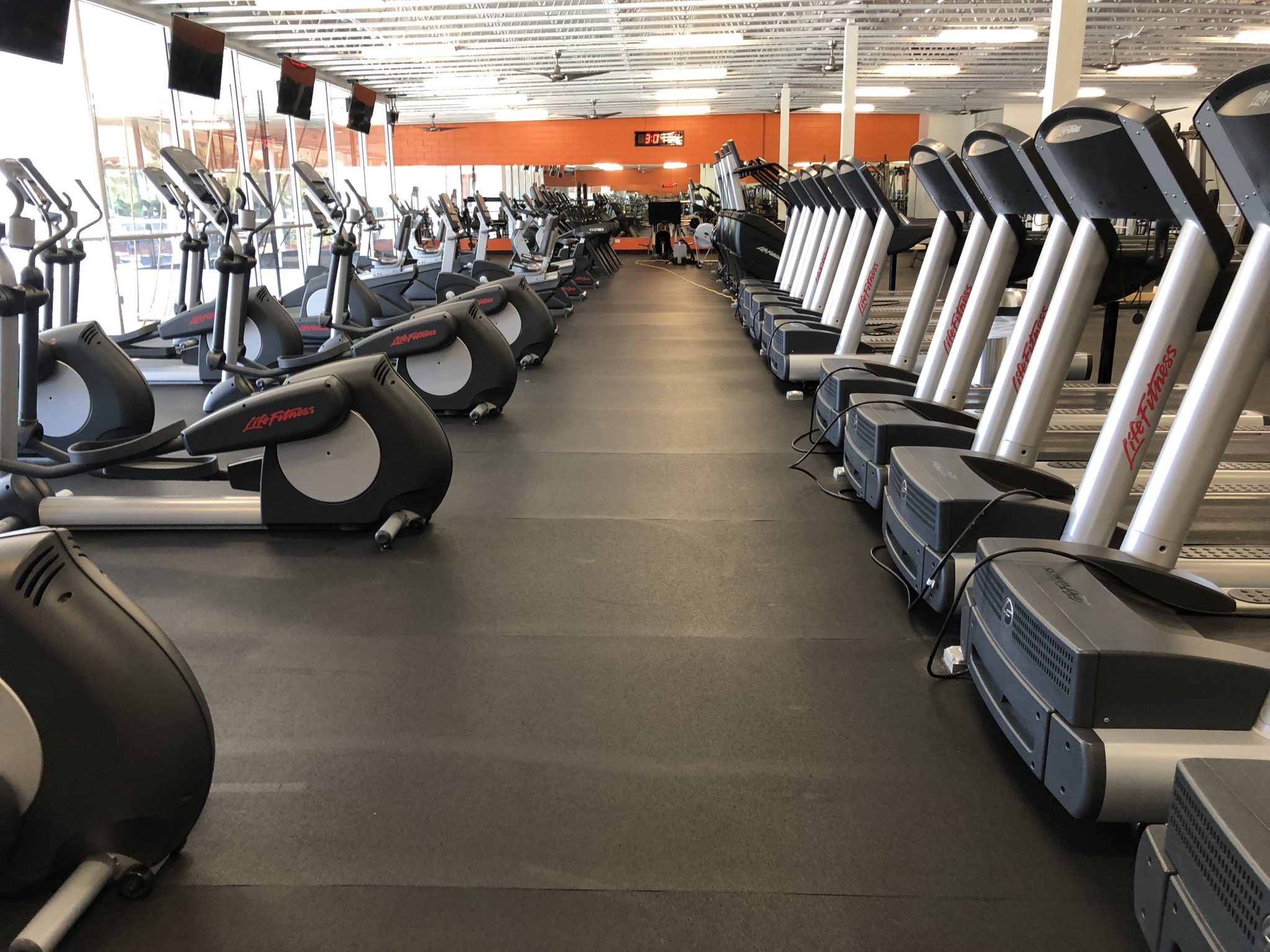 clUb 24 The Best Gym In SLO